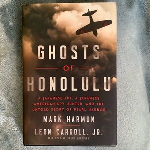 {Ghosts of Honolulu} NEW